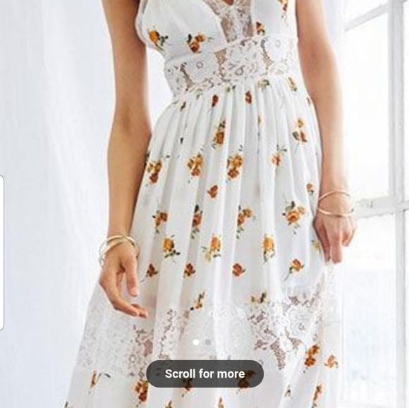 Forever 21 Tiered-lace Floral Maxi Dress ,
Cream/m - Picture 3 of 6